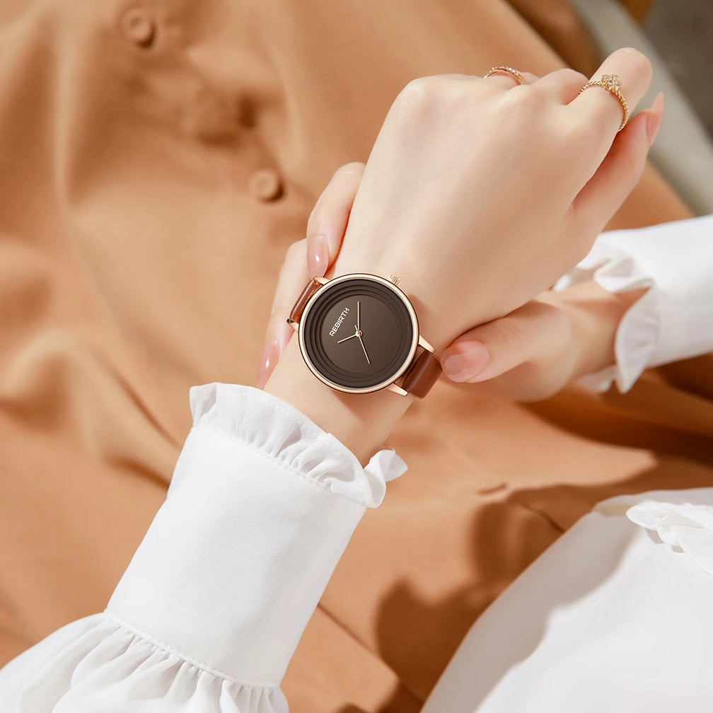 Simple, Casual, Fashionable and Good-Looking Belt Watch